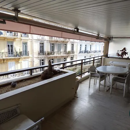 Croisette 20 Bis Serbes Apartament *