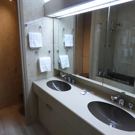 Croisette 20 Bis Serbes Apartament *